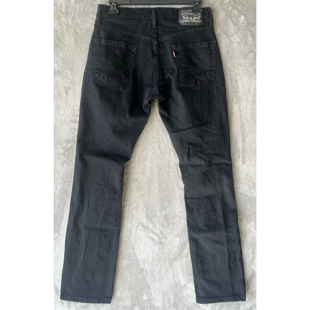 Levis levi men